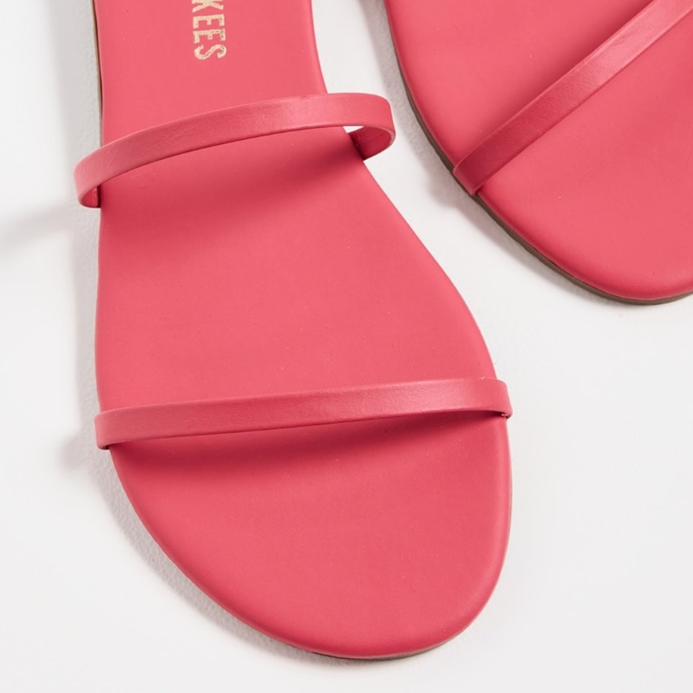 TKEES Gemma Flip Flops - Size 6